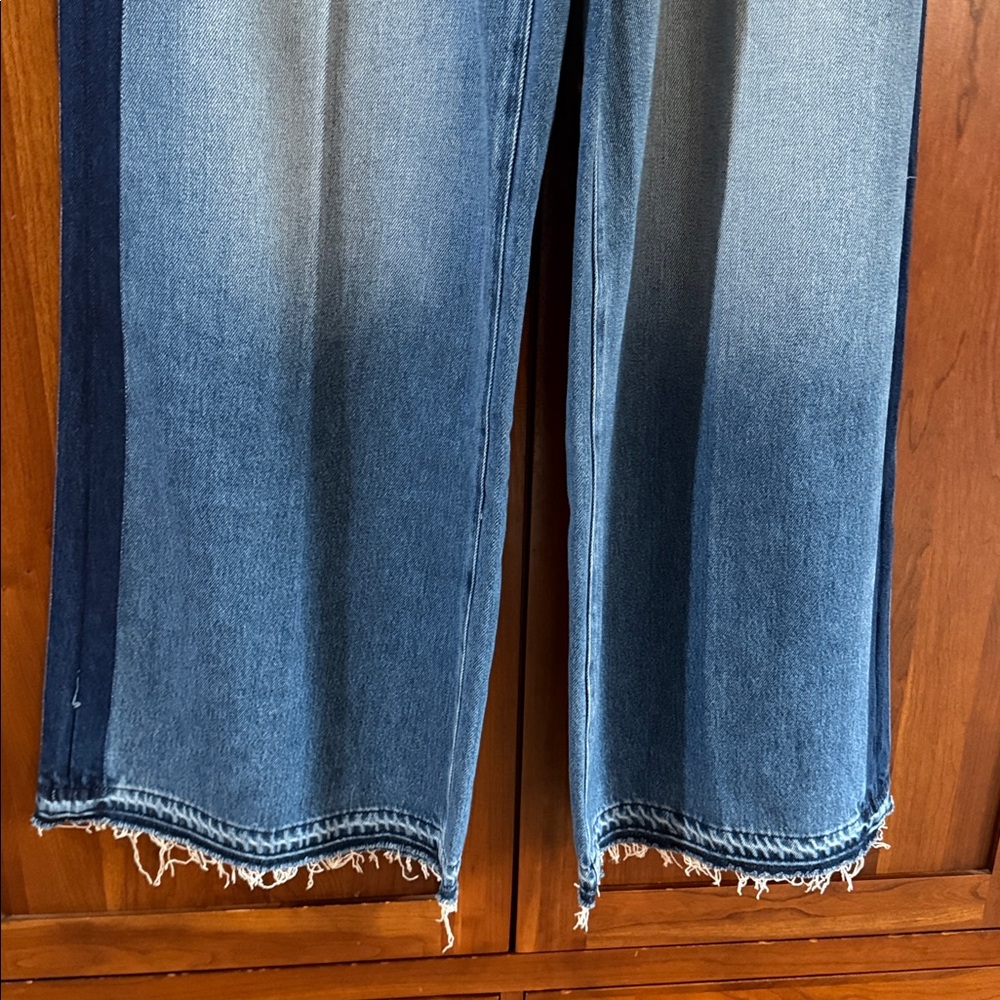 Paige Portia Wide Leg Released Hem Jeans - Picture 4 of 10